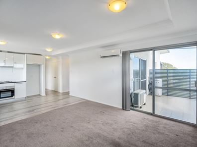 17/62A Wheeler Road, Hamilton Hill WA 6163
