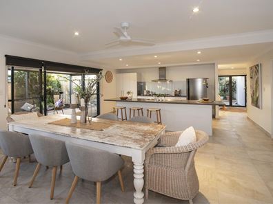 4 Augusta Parade, Dunsborough WA 6281