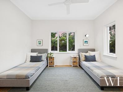 102 Edmund Street, White Gum Valley WA 6162