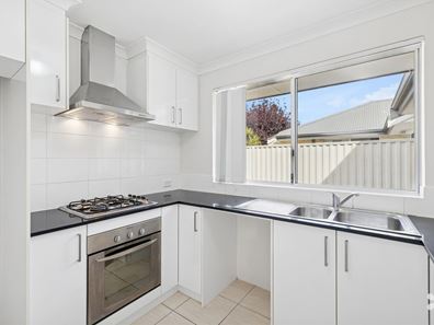 3/36 Wialki Lane, Canning Vale WA 6155