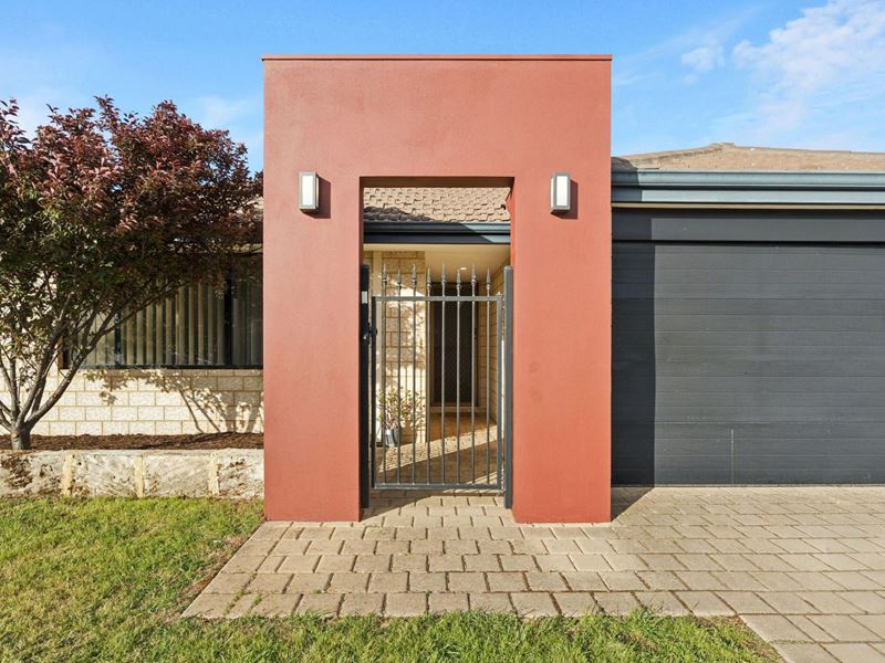 14 Archdale Loop, Piara Waters WA 6112