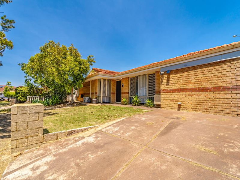 31B Moreton Crescent, Warnbro WA 6169