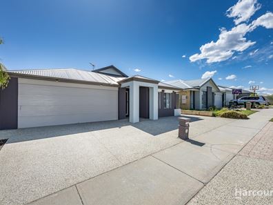 24 Bronze Street, Eglinton WA 6034