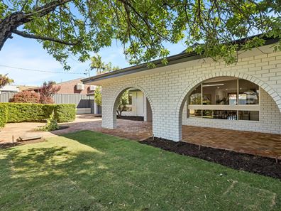 22 Frinton Place, Greenwood WA 6024