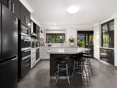 6 Boolgeeda Court, Dampier WA 6713