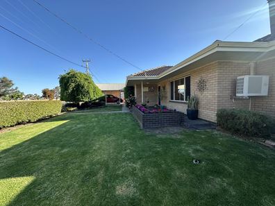 7 Andrews Place, Katanning WA 6317