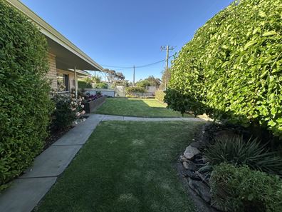 7 Andrews Place, Katanning WA 6317