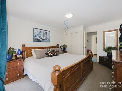 104A Camarino Drive, Woodvale WA 6026