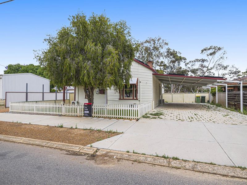 44 Lefroy Street, Moora WA 6510