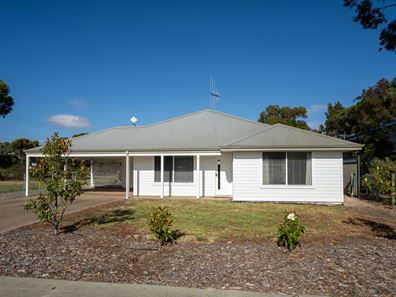 43 Seventh Avenue, Kendenup WA 6323