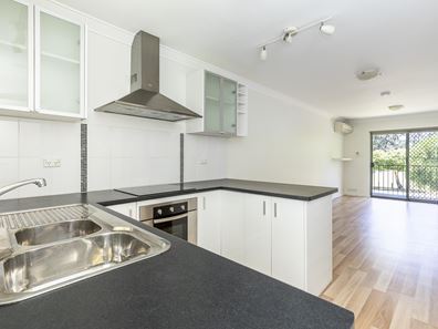 11/379 Hector Street, Yokine WA 6060