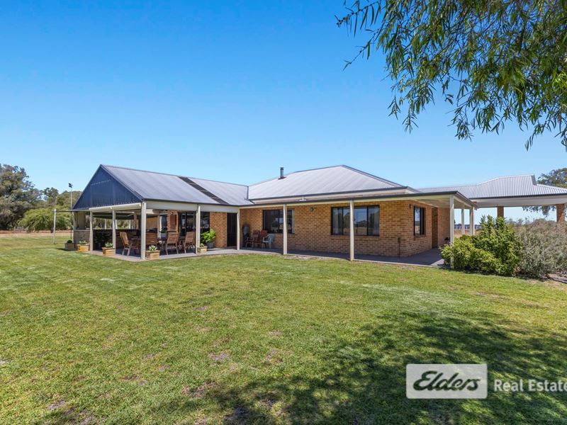 384 Gavins Road, Capel WA 6271