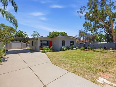16 Amaroo Court, Armadale WA 6112