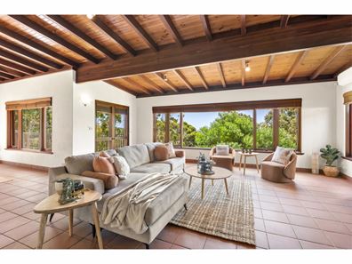 1 Mercator Way, Eagle Bay WA 6281