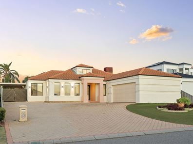 17 Parkstone Retreat, Currambine WA 6028