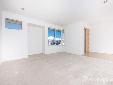 8 Pontoon Way, Alkimos WA 6038