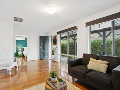 49 Stonehaven Parade, Kinross WA 6028