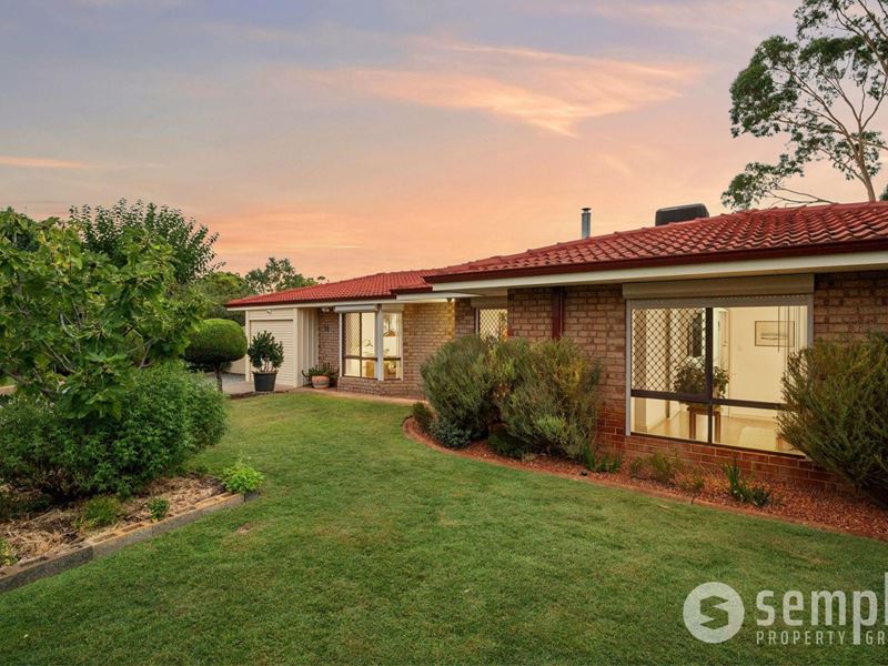 10 Wattle Court, Bibra Lake