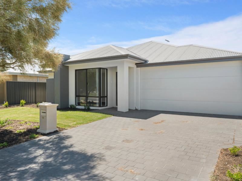 14 Swiftshire Road, Madora Bay