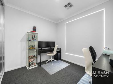 6 Malanda Street, Henley Brook WA 6055