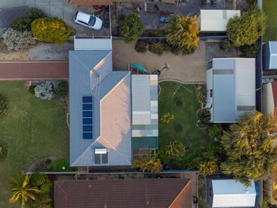 36 Chalmers Ave, Waikiki WA 6169