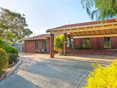 1 Kenton Court, Kingsley WA 6026