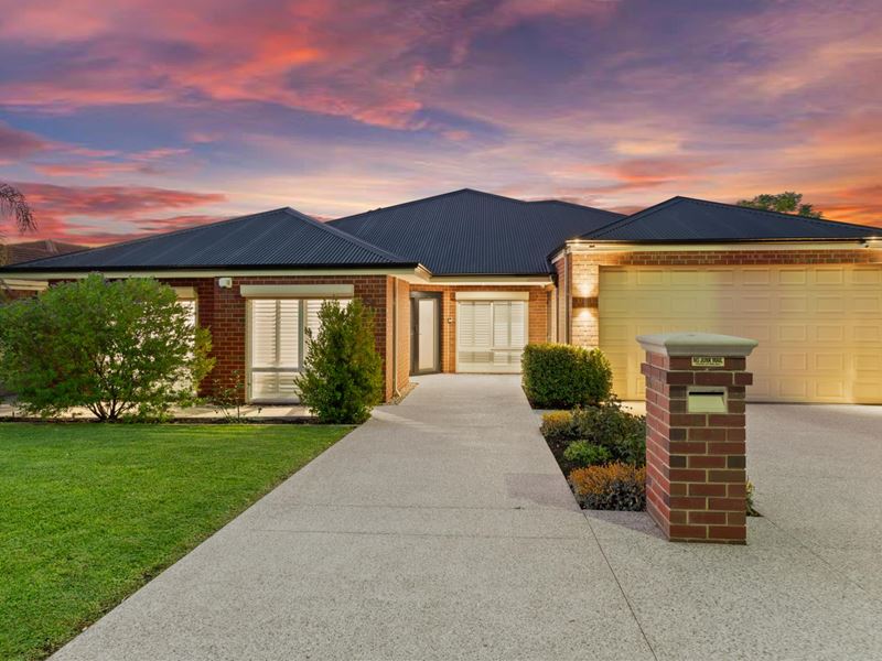27 Meller Road, Bibra Lake WA 6163
