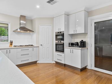 27 Meller Road, Bibra Lake WA 6163