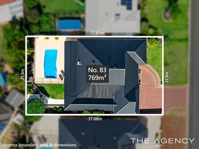83 Peelwood Parade, Halls Head WA 6210