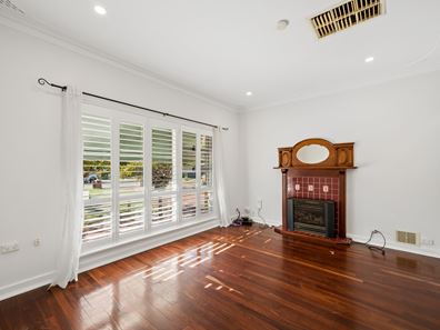 8 Bernice Way, Thornlie WA 6108