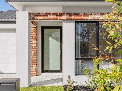 6 Seabrook Way, Henley Brook WA 6055