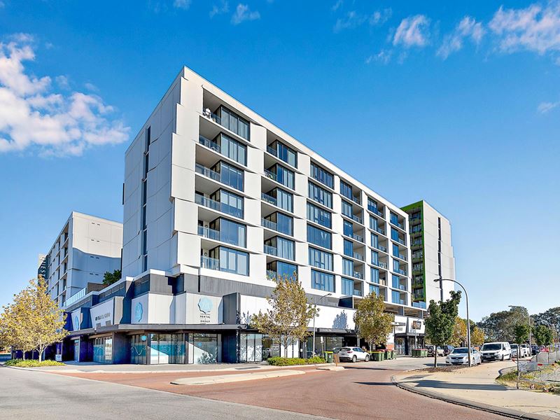 304/6 Baumea Way, Innaloo WA 6018