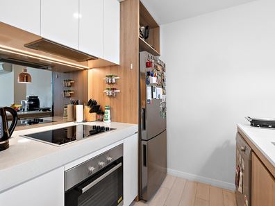 304/6 Baumea Way, Innaloo WA 6018