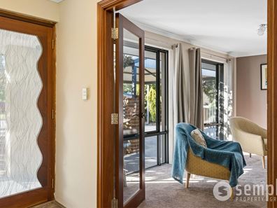 7 Rostellan Place, Willetton WA 6155