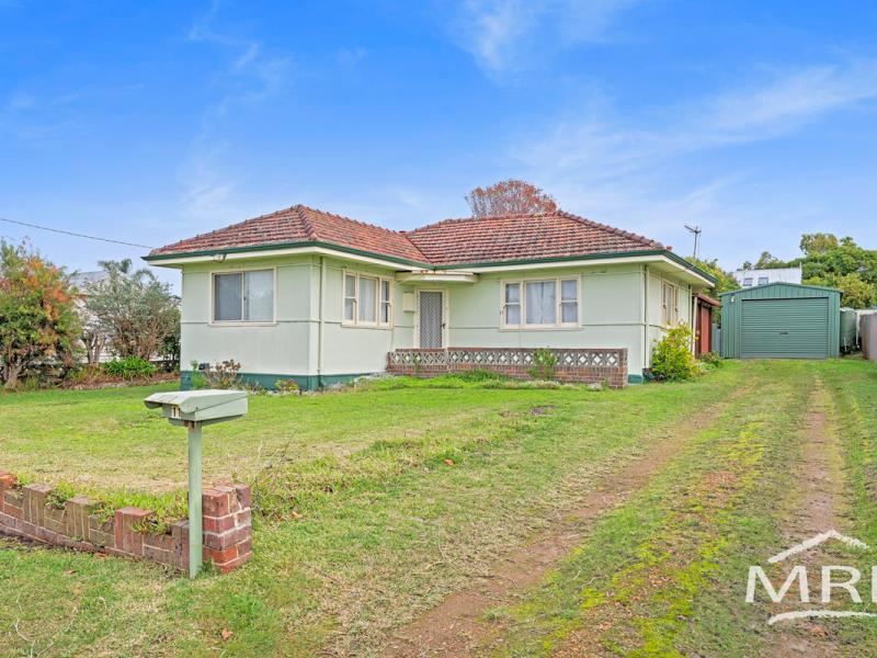 11 Leslie Street, Yakamia WA 6330