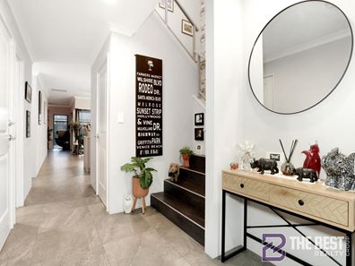 7 Eltham Crescent, Piara Waters WA 6112