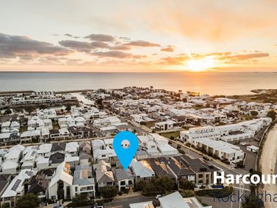63 Wanstead Street, North Coogee WA 6163