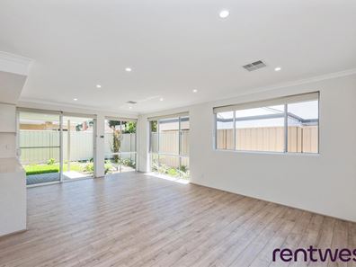 18c Bridgewater Crescent, Karrinyup WA 6018