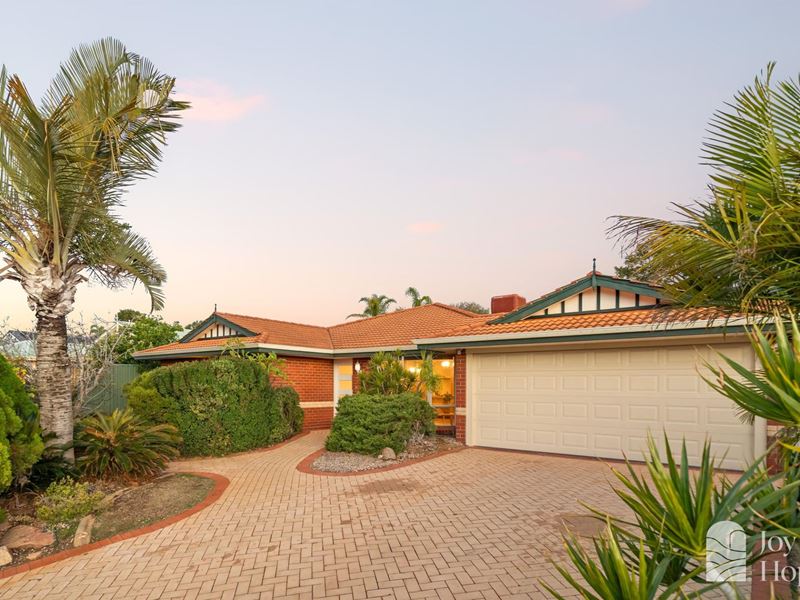 29 St Sebastien Chase, Iluka WA 6028