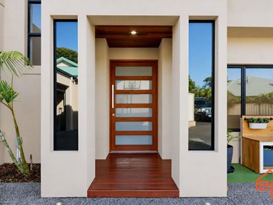 83A Lamond Street, Alfred Cove WA 6154