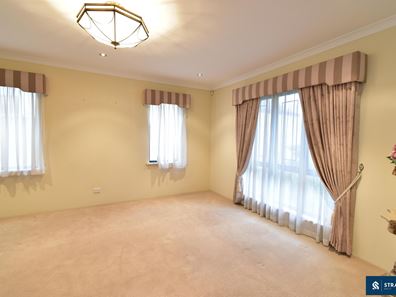 141 Hamilton Street, Stirling WA 6021