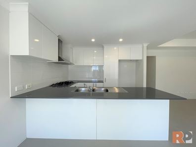 15 Saunton Way, Ridgewood WA 6030