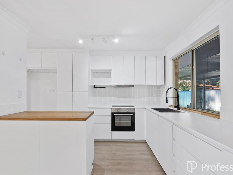 14 Moira Mews, Stratton