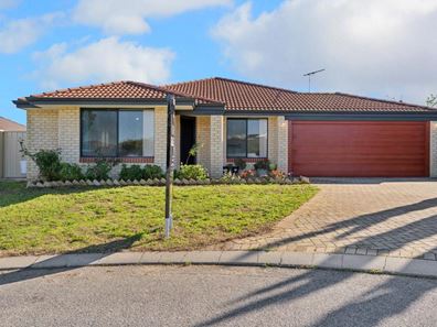 15 Cortona Grove, Sinagra WA 6065