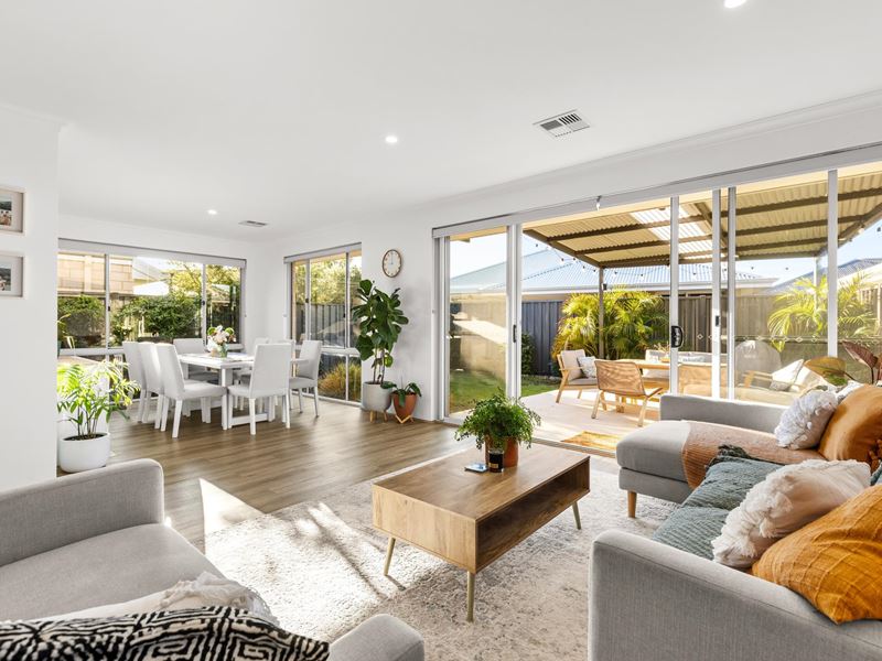 4 Perinone Glade, Brabham WA 6055