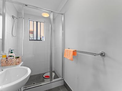 1/27 Cope Street, Midland WA 6056