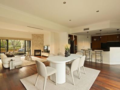 22 Juniper Bank Way, Subiaco WA 6008