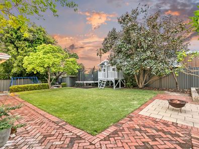 77 Evandale Street, Floreat WA 6014