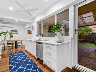 77 Evandale Street, Floreat WA 6014
