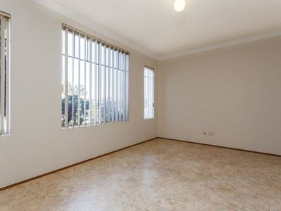 30 Barraberry Retreat, Canning Vale WA 6155